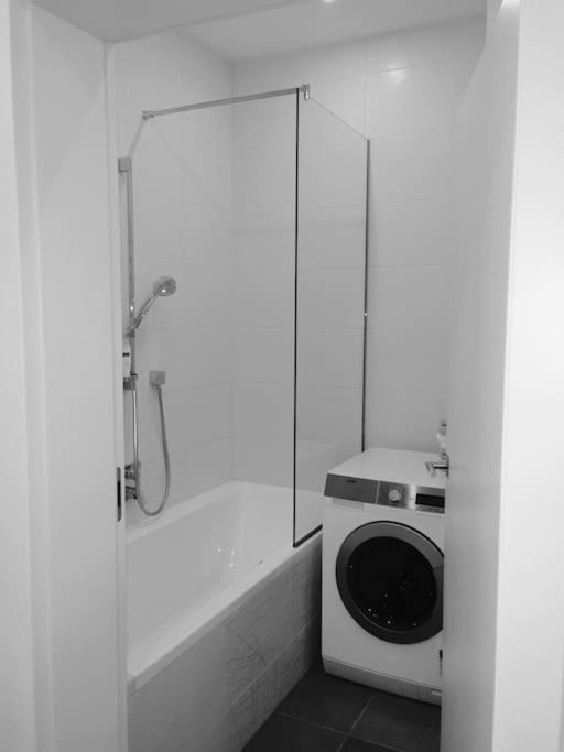 New - 10 Min Downtown Viena